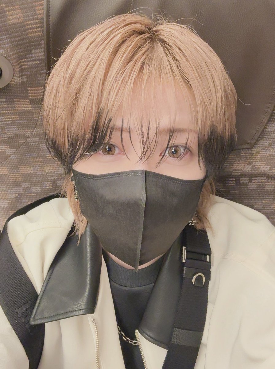 名古屋ありがとう〜！！！！！

明日は大阪〜！！！！
たくさん会えて幸🫶

こちらはお腹空いたの顔です( ᴗ ̫ ᴗ )