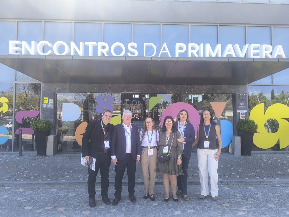 SPFCS19's tweet photo. A Sociedade Portuguesa de Farmacêuticos dos Cuidados de Saúde (SPFCS) esteve ativa e estrategicamente nos Encontros da Primavera 2026, que decorreram de 15 a 18 de abril, em Évora. 

https://t.co/LyghZP6YQl https://t.co/7jjlbDNNLc