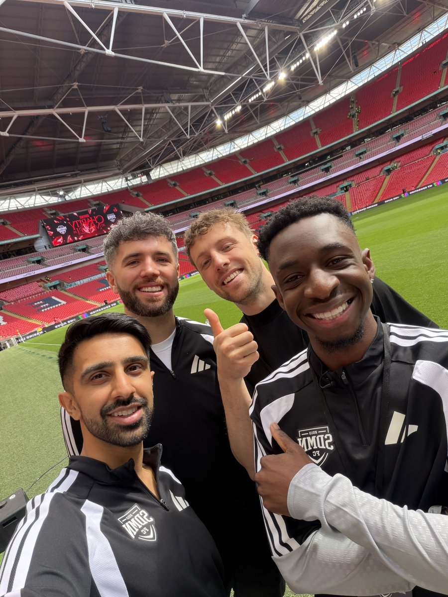 Sidemen tweet media