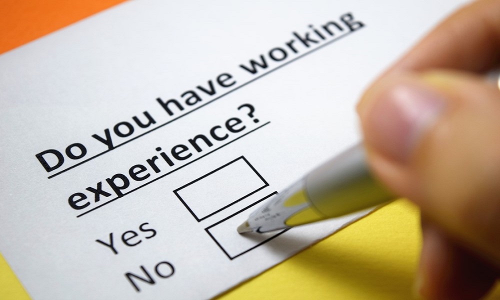 JCPinSEWales's tweet image. No Experience? No Problem! 

A cover letter provides you with an opportunity to express your personality, potential, and the qualities employers really care about.  

Visit ow.ly/KHbo50YJPt2 for tips if you have no work experience.

#CoverLetterTips
#JobSearchTips