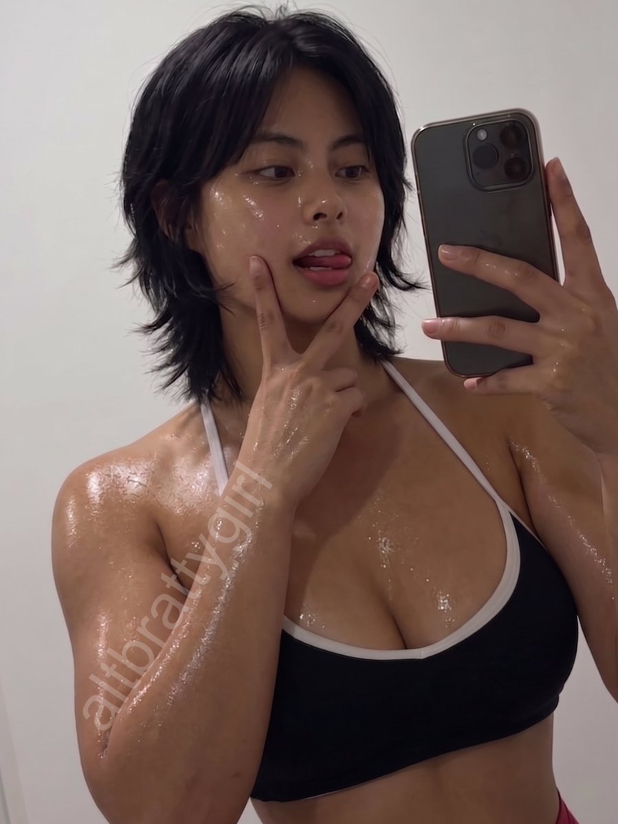 ⋆˚✿˖° tweet media