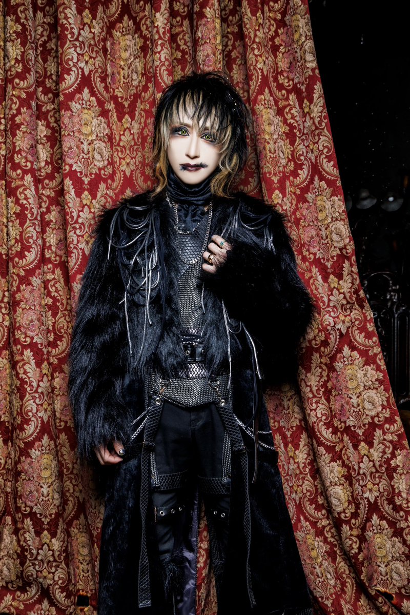 NICOLAS_OFFICIAL tweet media