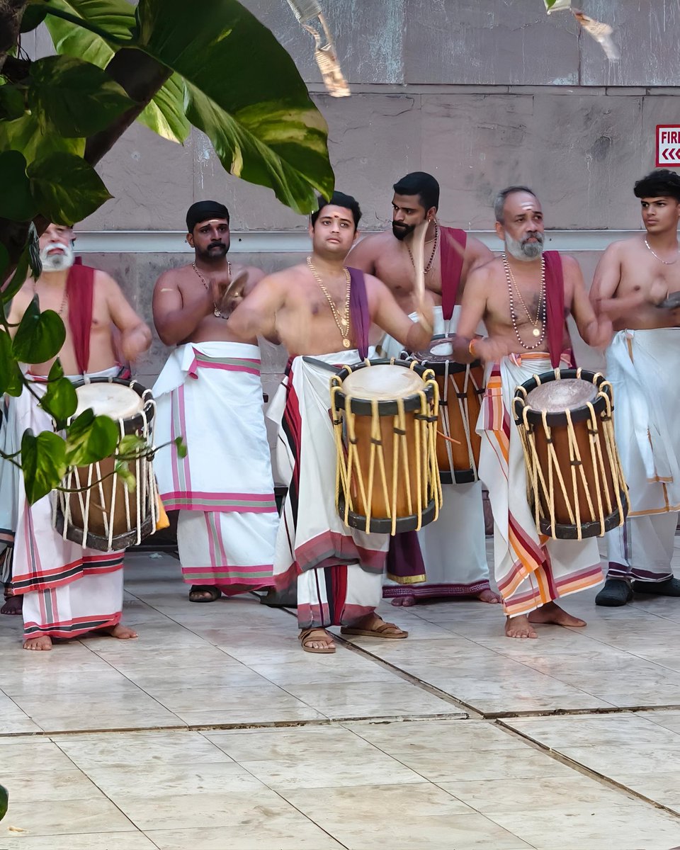 terischool's tweet image. An evening celebrating India’s diverse cultural traditions, bringing together rhythms, roots, and shared heritage at TERI SAS.

#TERISAS #StudentLife #CampusLife #HigherEducation #University #IndianCulture #ChendaMelam #CulturalEvents