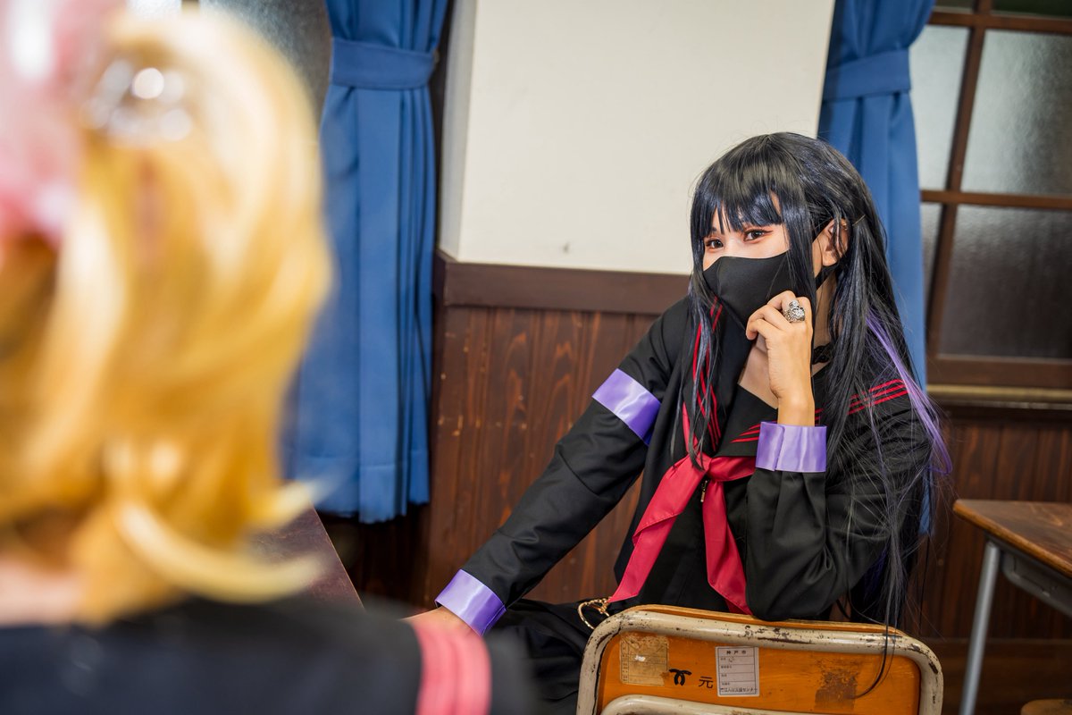 yk_bell_cb's tweet photo. 【⚠︎コスプレ/cosplay/】
 ※エイプリルフール衣装

           •·················•·················•

              隣の席の     あの子

          •·················•·················•
             BLEACH    涅ネム

 #コスメルin旧二葉小学校 https://t.co/E1NVJRRipq