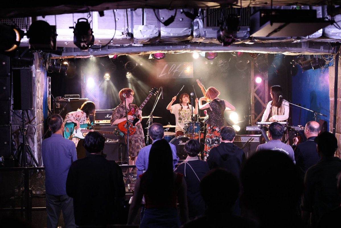 宇宙団 tweet media