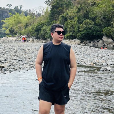 hi it’s je tweet media