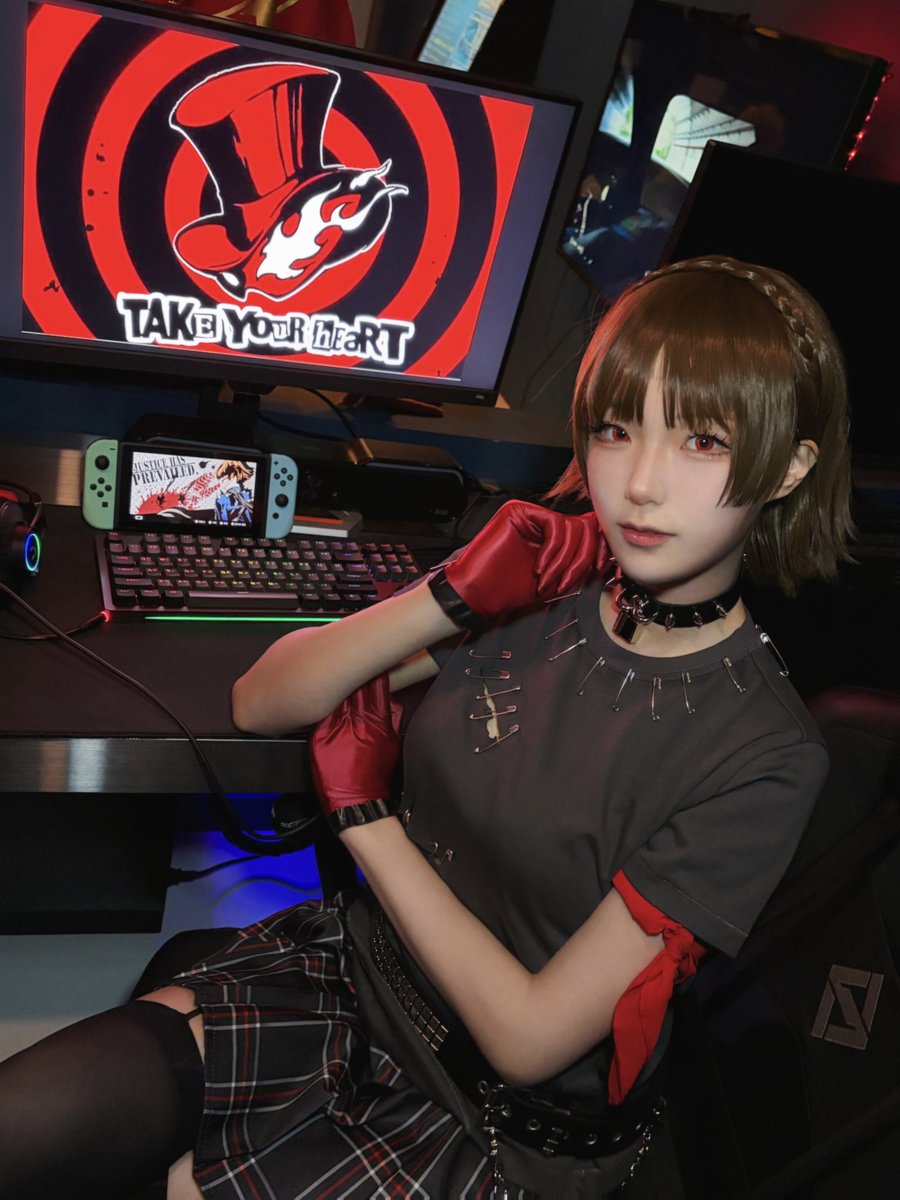 JiCheon3's tweet photo. PERSONA 5 Dancing Star night ❤️
#cosplay https://t.co/GxocjA1sCI