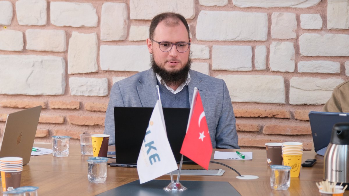 İLKE Vakfı tweet media