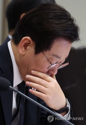 自由の声(자유의 목소리) tweet media