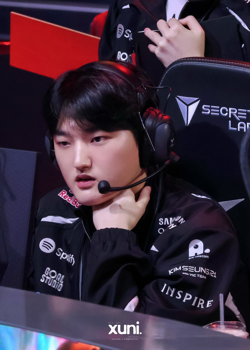 Xuni 수니 tweet media