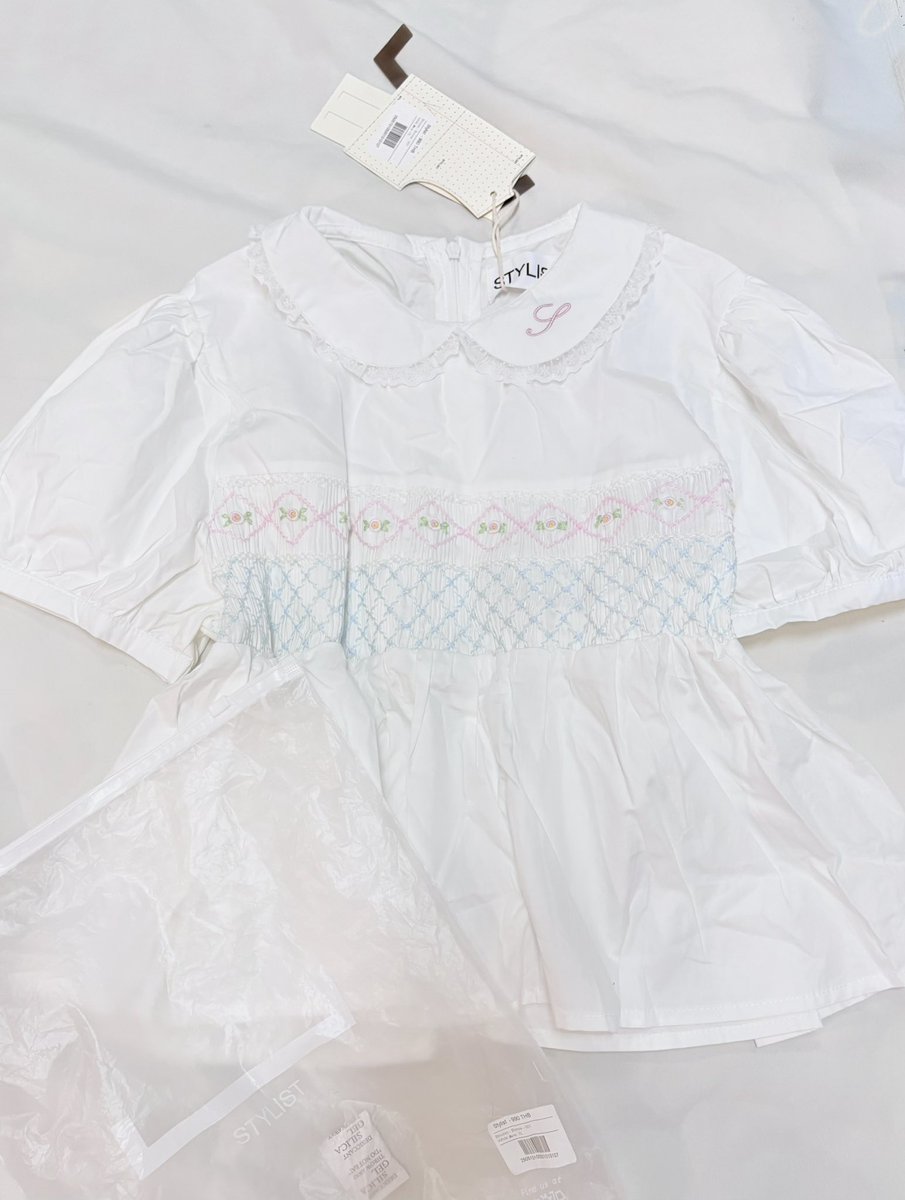 applepaperr ໒꒰ྀི -᷅ ⤙ -᷄ ꒱ྀི১ | F เสื้อทักเดม tweet media