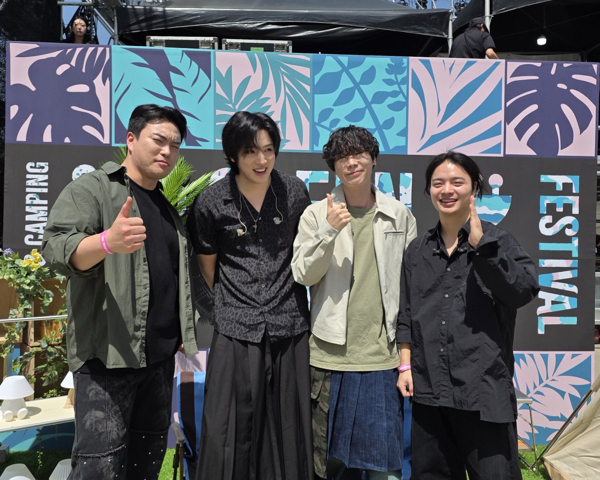 bandkikofficial's tweet image. 그린캠프페스티벌 2026 DAY1
2026. 04. 18 (Sat.)

[SETLIST]

1. piece of peace
2. Close
3. 3333
4. Bella
5. Sun
6. AH
7. Timer
8. SIMPLE

#KIK #킥 #キック #그린캠프페스티벌