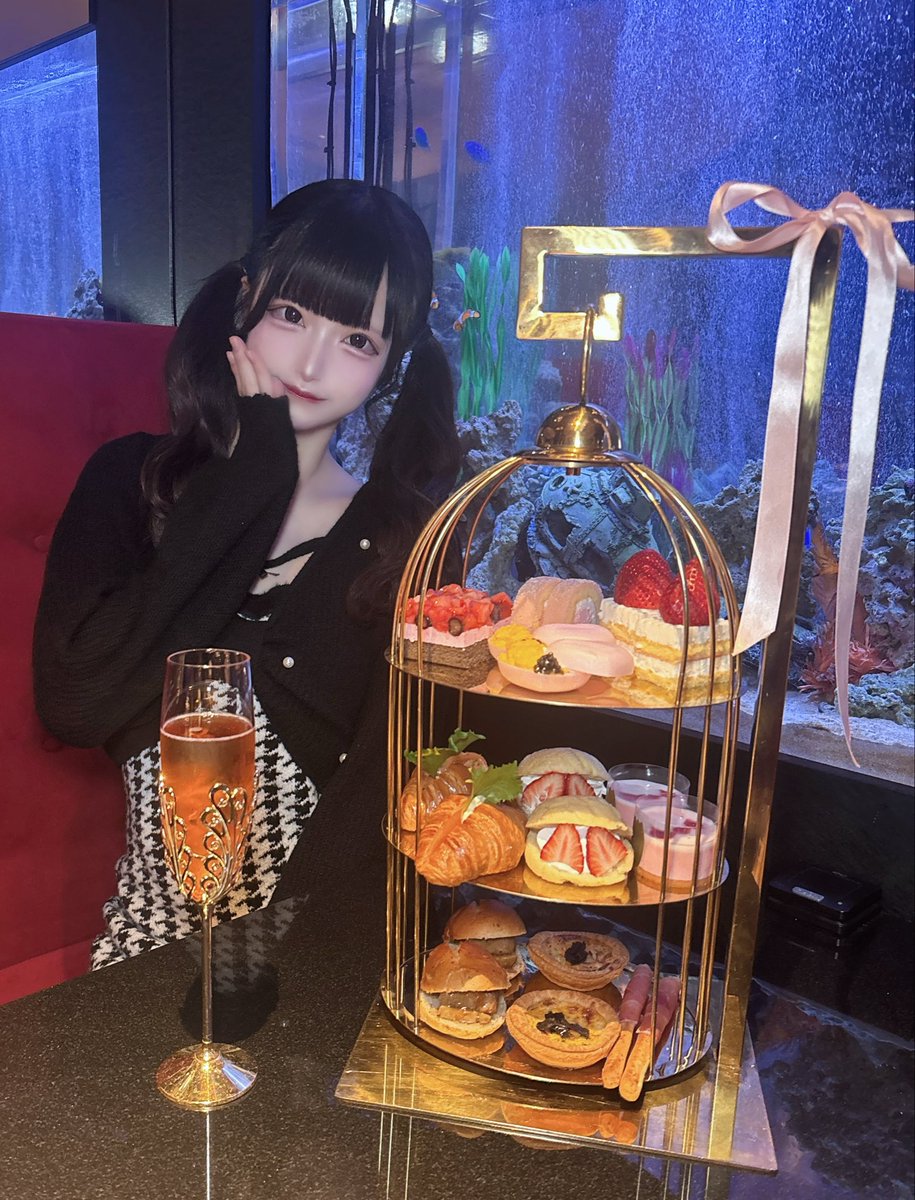 らん tweet media