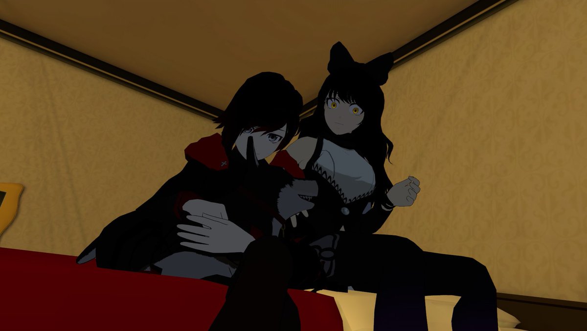 RT @redlikerubesvr: Trying to get Blake used to Zwei 🍪🎀 ( It's not ...
