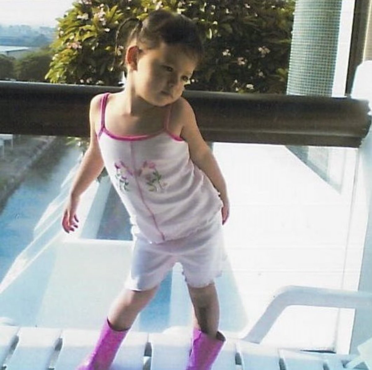 sia.มุแดงมีหนวดโบหยั่ย tweet media