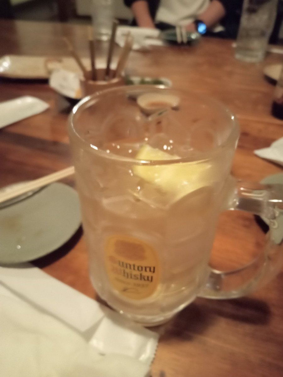2日目終わりーーー！！！明日で終わっちゃうよーーー😢ひとまず呑むよ🍻今日も一日お疲れちゃん！かんぱーい٩( ᐛ )🍻( ᐖ )۶