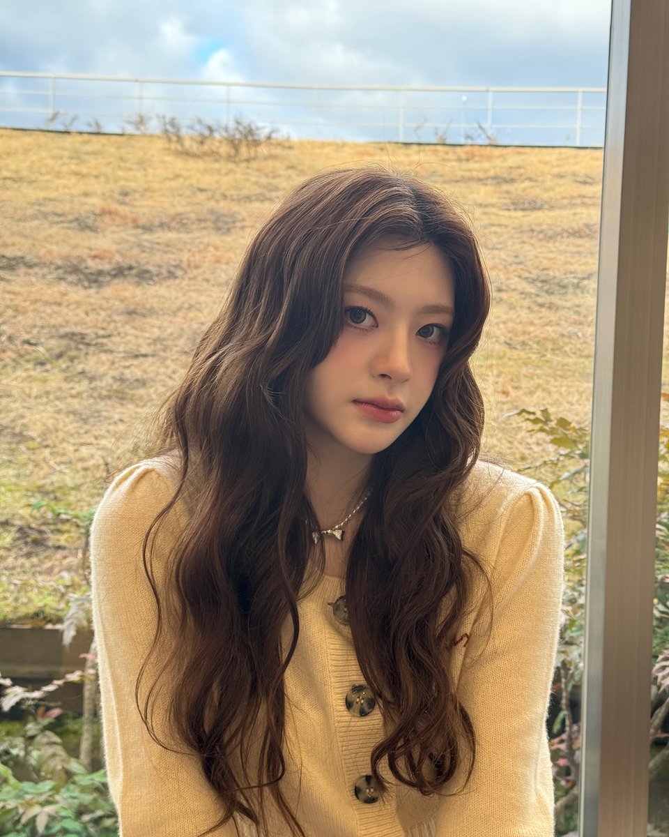 Seeun France tweet media