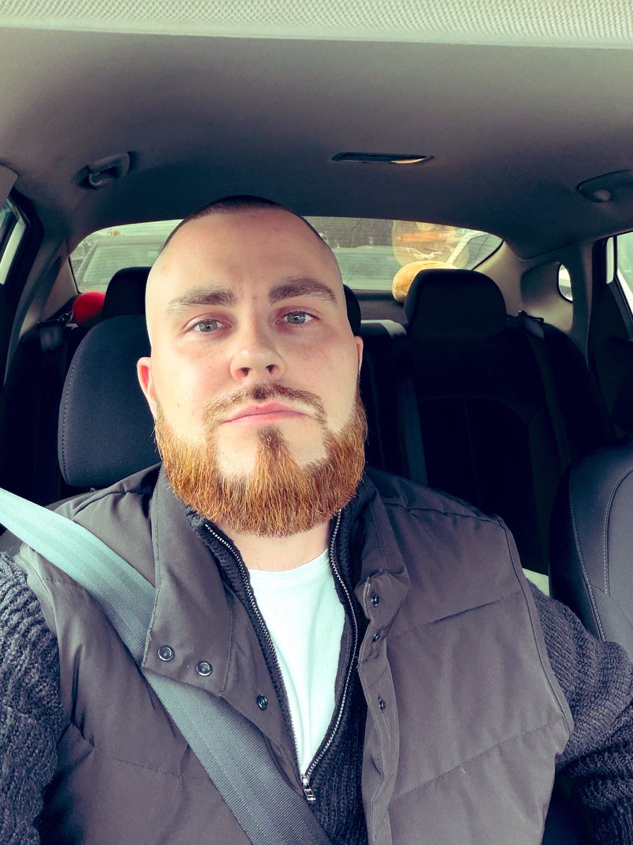 Vincent_Leroux's tweet image. Вот почему погода решила испортиться именно в выходные…
#me #we #selfie #car #driver #bearded #redhead #man #boy #guy #handsome #holyday #sad