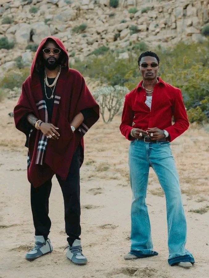 DarvelIlunga's tweet photo. 790 000 VUES en 24h : Fally Ipupa x Wizkid pulvérisent YouTube avec « Jam » https://t.co/8SbV7BPXTh