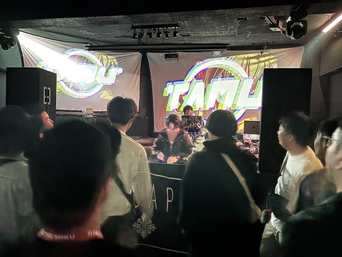 けんしろう tweet media