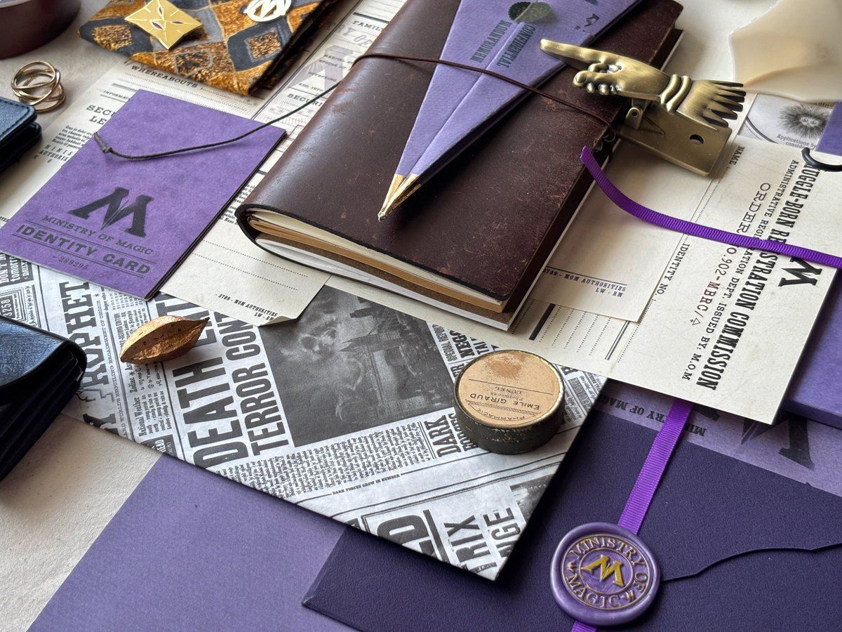 Ok0yuN's tweet image. 🎓🪄࿐

𝐌𝐢𝐧𝐢𝐬𝐭𝐫𝐲 𝐨𝐟 𝐌𝐚𝐠𝐢𝐜
┈┈┈┈┈┈┈┈┈┈┈┈┈┈┈
#HarryPotter #MinaLima