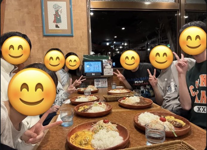 tmpu_ttc's tweet photo. 4月17日(金)の部活後に新入生とご飯に行きました🍚
入部〆切は明日19日(日)です！
入部を希望される方は、LINE、Instagram、Xのどれかに連絡をお願いします！🏓 https://t.co/S6hhaUbjM2