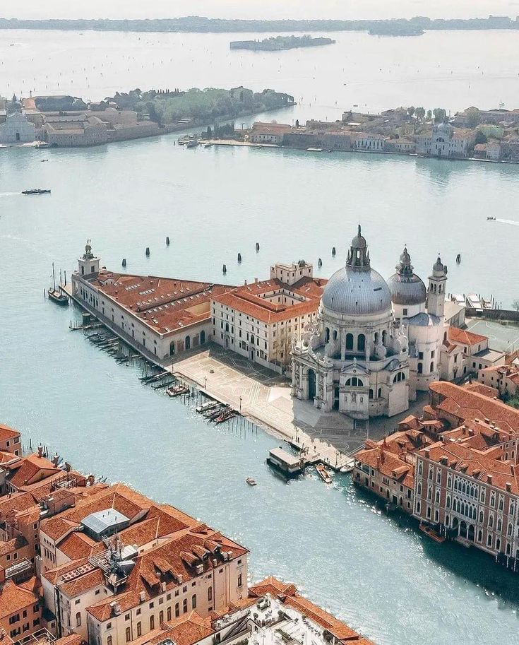 MozartCultures's tweet photo. Venice my love https://t.co/ulXrAmK5c4