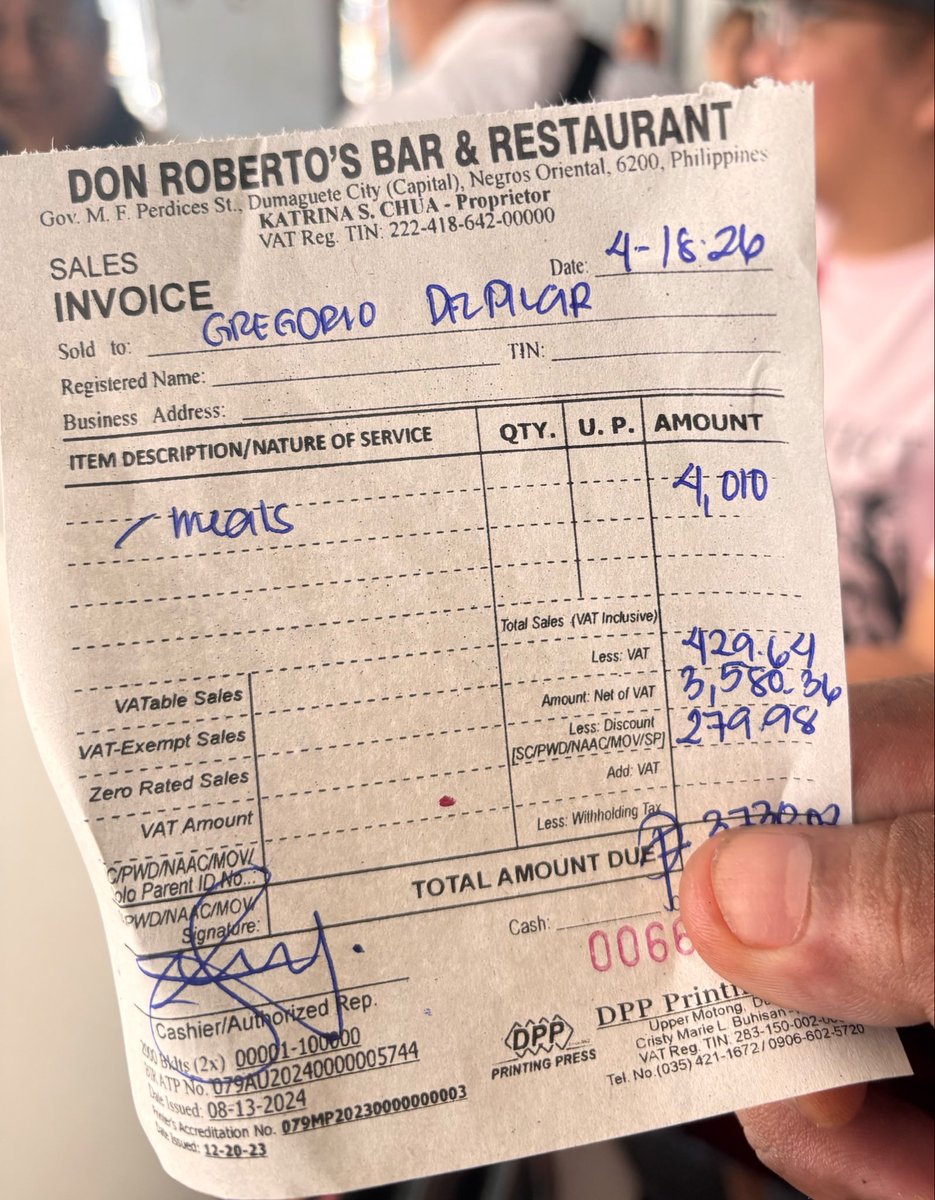 Kumain sa restaurant kanina and dad asked my sister to request for an OR.

Ate Cashier: Ano po last name?
Sister: Gregorio po.
AC: Ano po?
S: Gregorio.
AC: Ano ulit?
S: Gregorio po, parang Gregorio del Pilar.
AC: Aaaah. Sige po.

The OR: