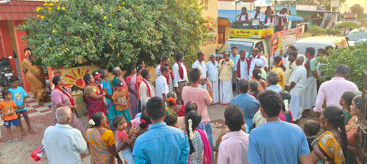 JothiMla's tweet photo. ஆமாம்! @peraiashok

எளிய மக்களின் வாழ்வாதாரத்தை உயர்த்தும் திராவிட மாடல் திட்டங்களால் தமிழகம் உயர்கிறது. நம் கழகத் தலைவரின் ஆளுமையால் மாநில உரிமைகள் காக்கப்படட்டும்! தமிழக மக்களுக்கான அவர் நற்பணி என்றும் நிலைக்கட்டும்!

அங்கும் இதே நிலவரம்தானே? @GAnbalagan_ https://t.co/vTPlGNz5Xz