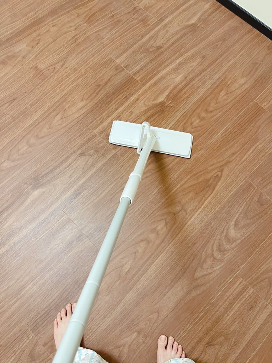It's time for  cleaning! This method saves so much effort 😂. The mop is very convenient to use 😍