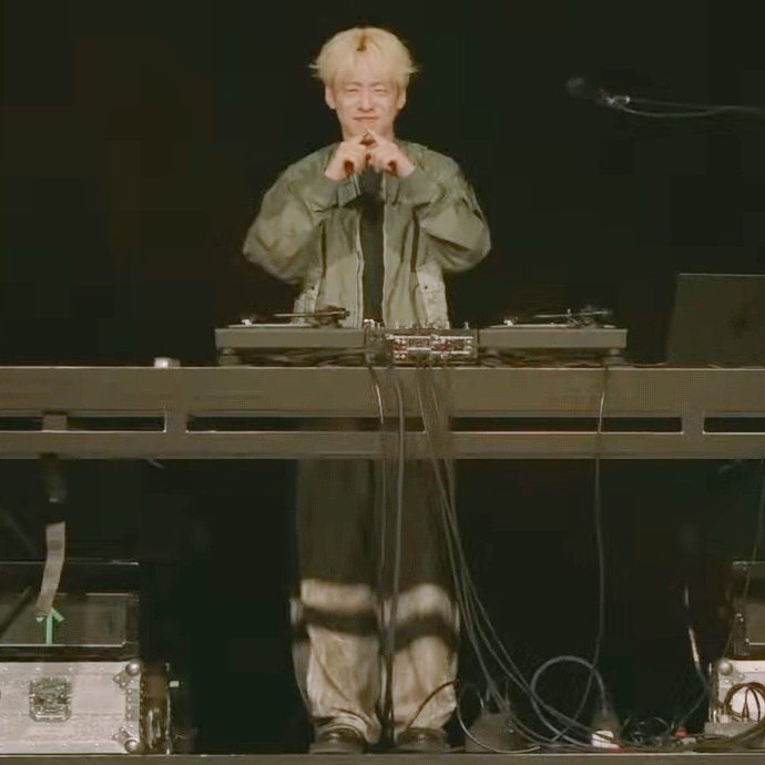 miamiao0123's tweet image. No speak DJ大好きwww
腕が良いんですアピDJもっと好きwwwww
#CreepyNuts  #Coachella