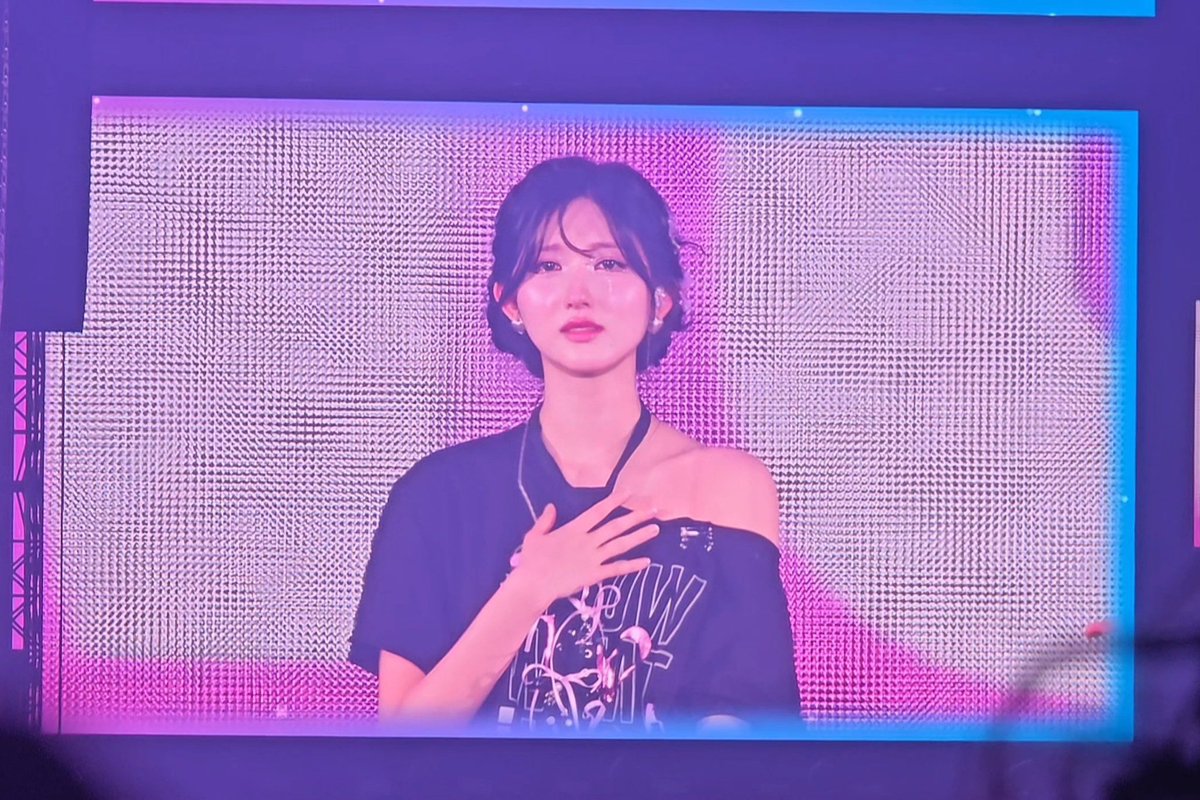 of__autumn's tweet photo. 오늘가을이진짜2024도쿄돔황녀님의재림인데 2년 후..이렇게 활짝웃는모습으로 행복하게 소감하는거 보니까 너무기특하고ㅜㅜ막눈물이날라그럼... https://t.co/yHW45x6JSA