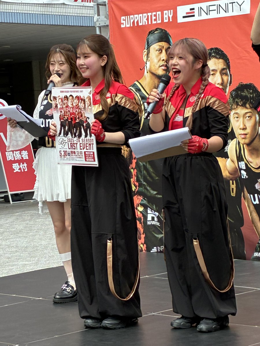 KKshinya10's tweet image. 試合前の野外ライブ🎤💃
色々面白かったよ🤣
#大阪エヴェッサ　#BT  #ANN   #上西怜　#まいどくん