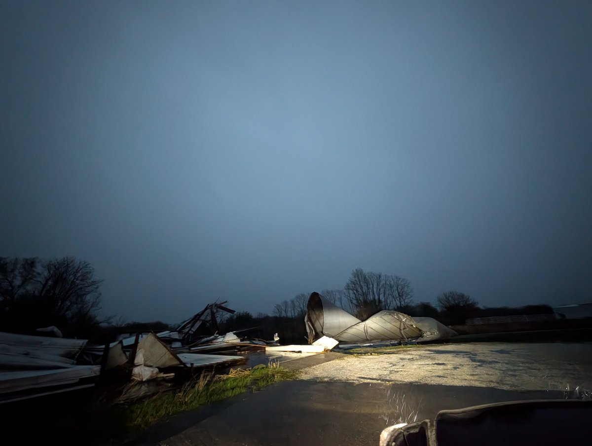 Jesse_Risley's tweet image. More #storm damage photos from possible #tornado last night in Colmar, IL. The #BNSF line was completely blocked. #ilwx
