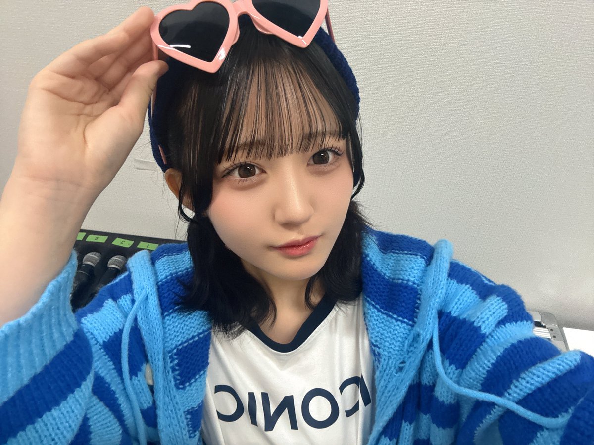 HKT48 石松結菜　サイン入りクッション