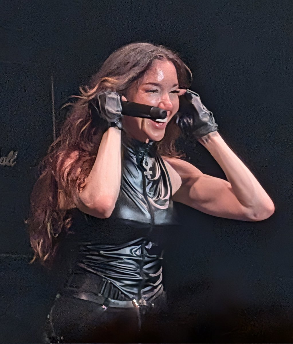 伊志島 tweet media