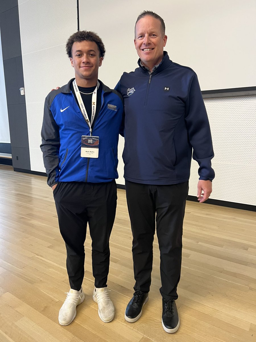 Had a great junior day at Montana State! Looking forward to getting back up on campus soon! #GoCats  #Juicesquad <a href="/CoachJFirm/">Josh Firm</a> <a href="/CoachJ_Walsh/">Jordan Walsh</a> <a href="/MSUBobcats_FB/">Montana State Football</a> <a href="/RacersFBrecruit/">MSU Racers Football Recruiting</a>