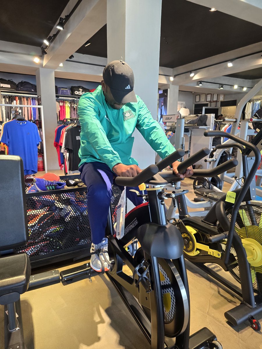 bajabiri's tweet image. Hapa #JustFit Kijitonyama kuna bidhaa zina punguzo la hadi 50%.

Muhimu ni wewe kufika Dukani.

☎️+255749251064