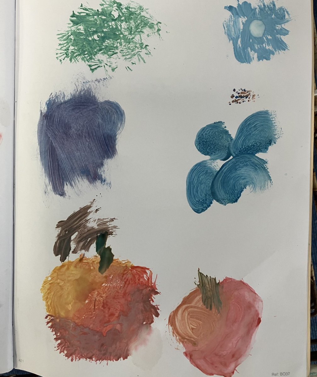 RosaryRC's tweet image. 🎨Year 4 have been exploring how paint can create very different effects. 
@kapowprimary @BCPP__ @StTeresaofCalcu