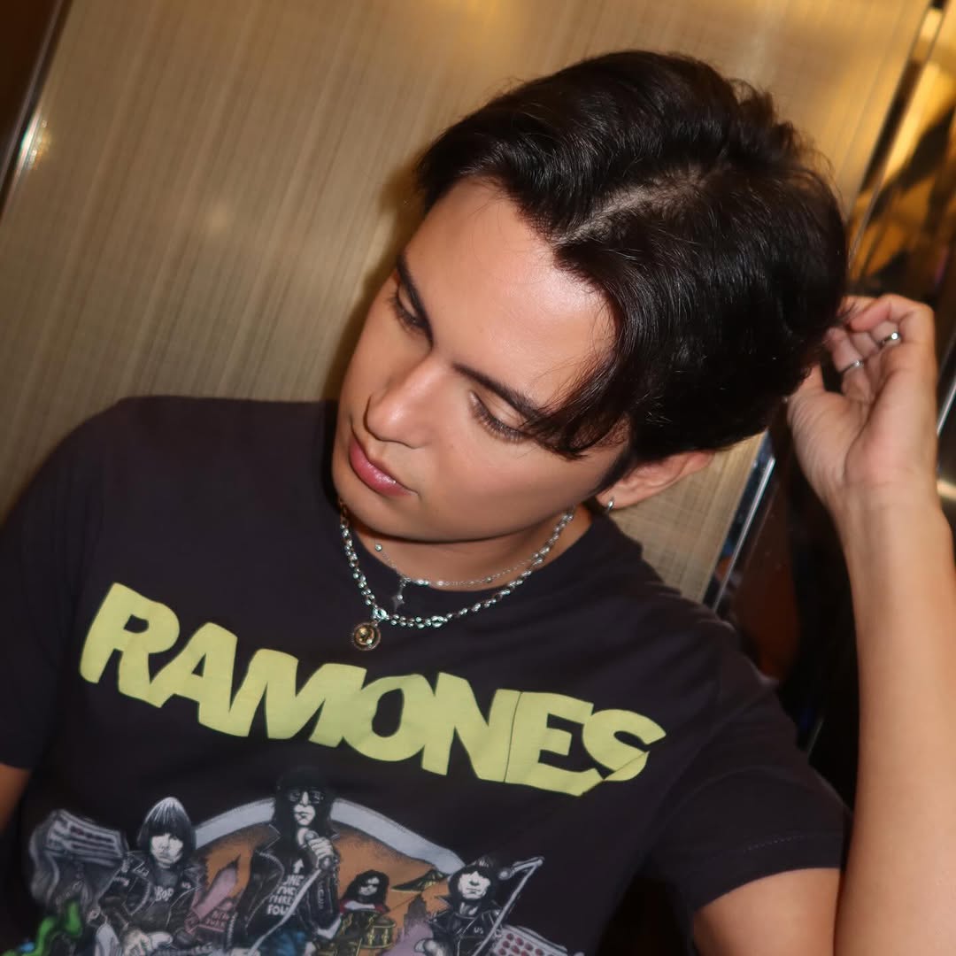 leigh3112's tweet image. @tellemjaye ✨ 

@/johnlozano10 @/carelessph 

#MakeUpbyMacIgarta #MacIgarta #MensGrooming #JamesReid
©️mac_igarta