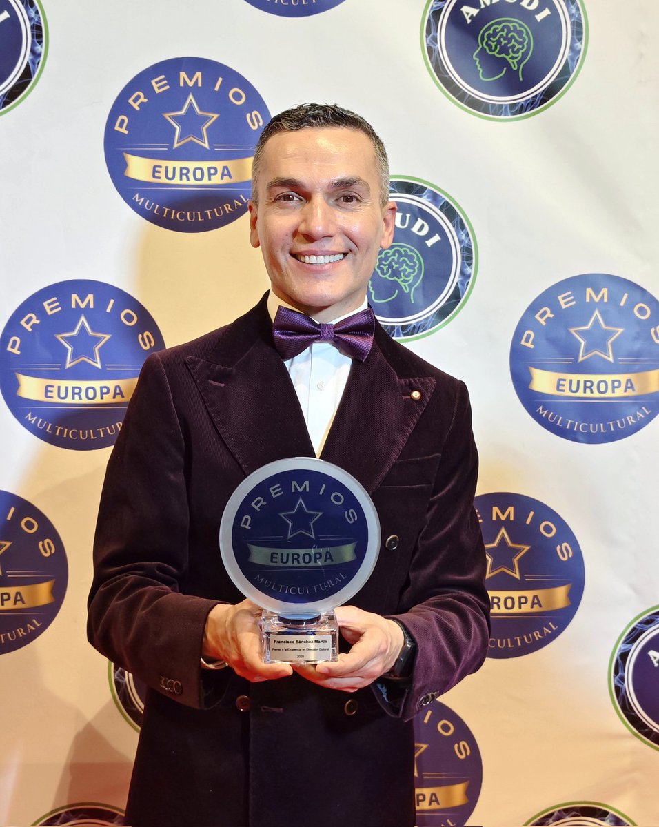 Francis_JSM's tweet image. Premio a la Dirección y Liderazgo Cultural en los Premios Europa Multicultural.
Muchas gracias por este reconocimiento 🙏@premioseuropaoficial 
#premioseuropamulticultural #Educación #arte