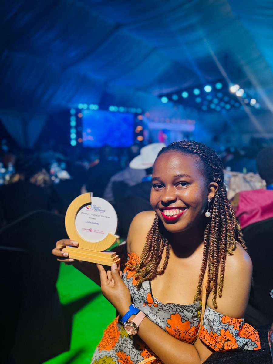 Rolid9213_'s tweet photo. The INEVITABLE 

Our leader, Dr. @Linda_Atu, scooped the award for the District Official of the Year at #DISCON101. 

This follows an incredible year ROLI has had, with transformative projects across the country. 

Congratulations, Linda 🎊 👏 💐 🥳 

@RotaractD9213 @AbesageN https://t.co/Glugilindo