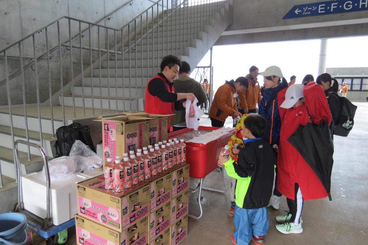 マエダ【公式】 tweet media