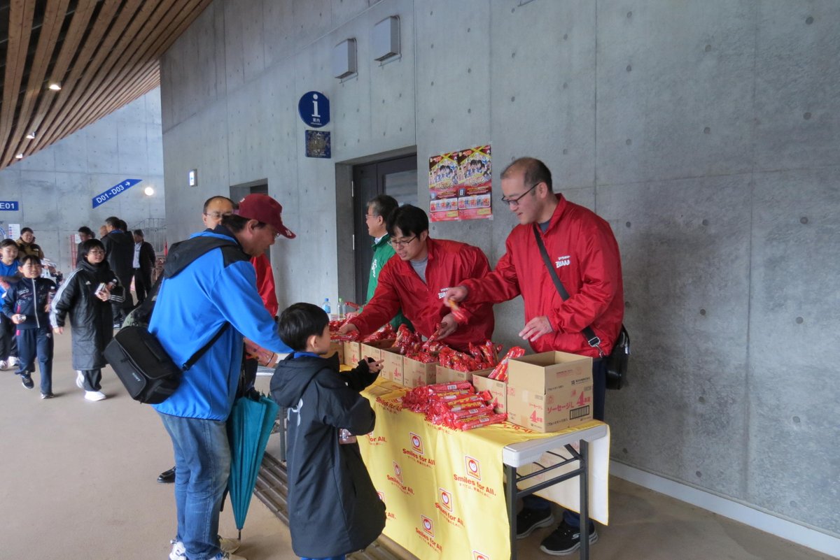 マエダ【公式】 tweet media