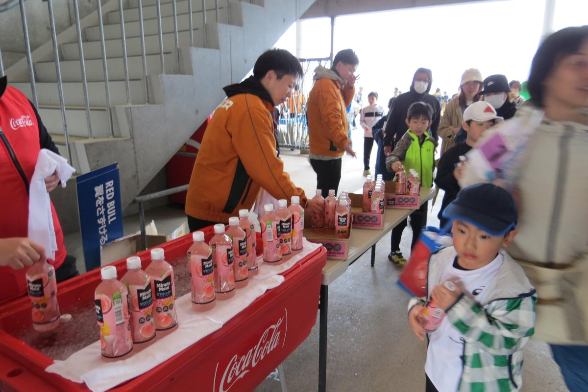 マエダ【公式】 tweet media