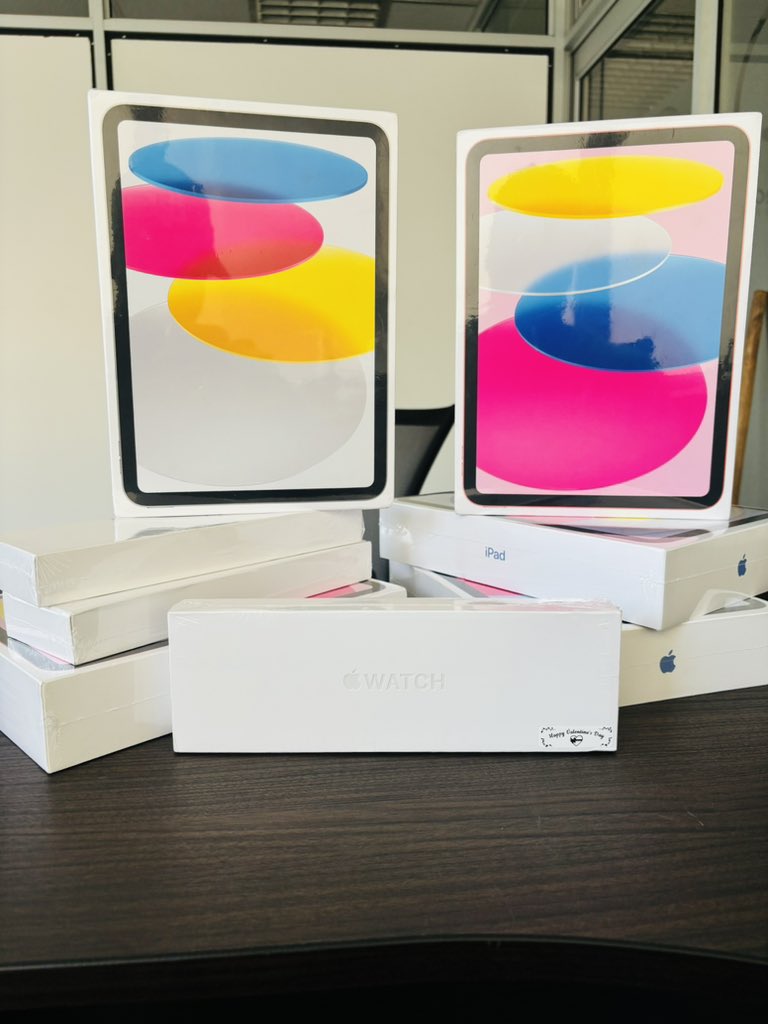 HiGabrielST's tweet photo. APPLE iPAD 11 WIFI 128GB…… $500USD ⚪️🔵🩷
APPLE iPAD 11 WIFI 256GB……$580USD🩷
APPLE iPAD 11 CELLULAR 128GB …..$550USD⚪️🔵 

Free home and office delivery in Harare | Call or App 0781276509 https://t.co/coCkZ5eD8Y
