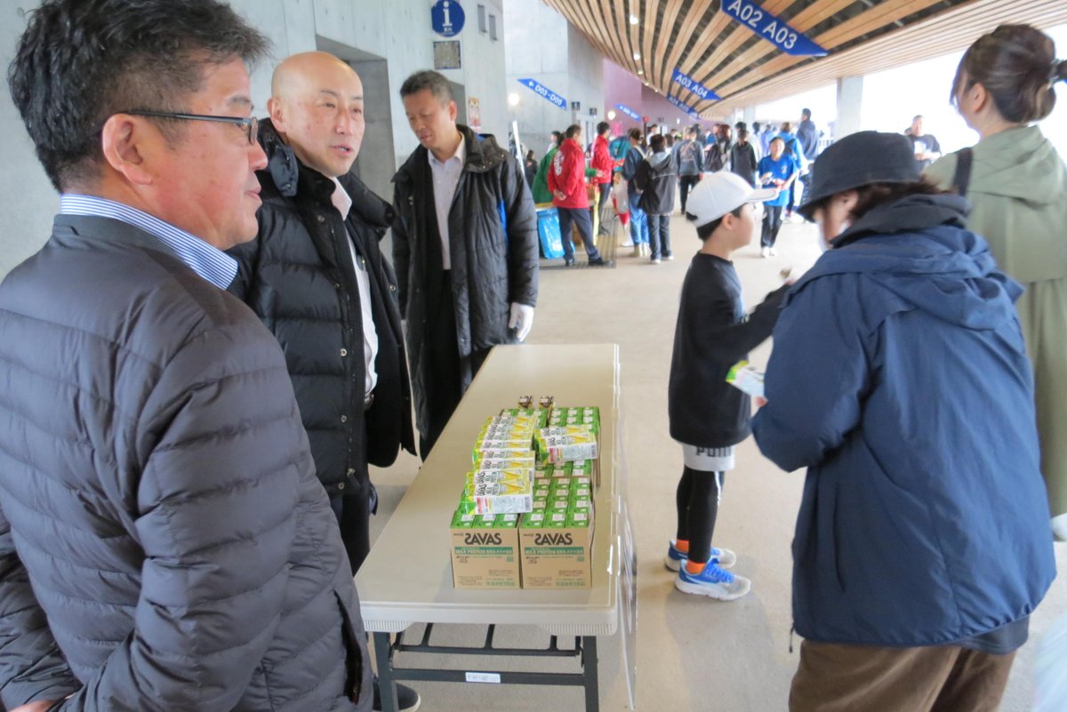 マエダ【公式】 tweet media