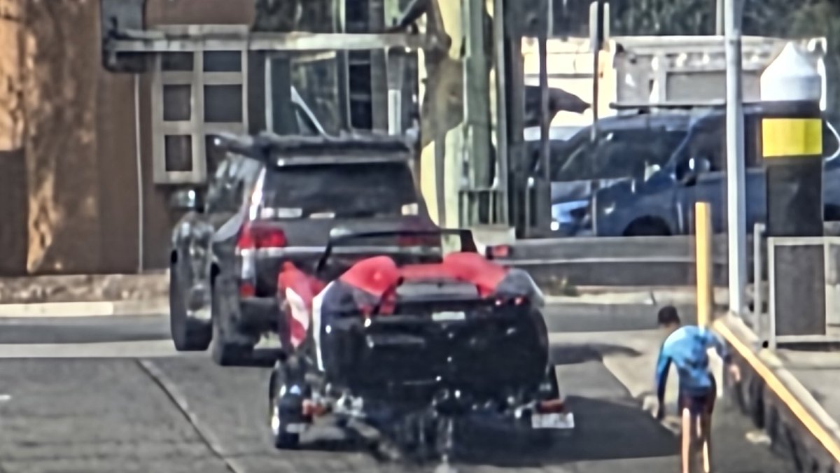 ArcaneNLSC's tweet photo. Ever seen a Ferrari converted into a jet boat? I have https://t.co/xYkQOSsvJ7