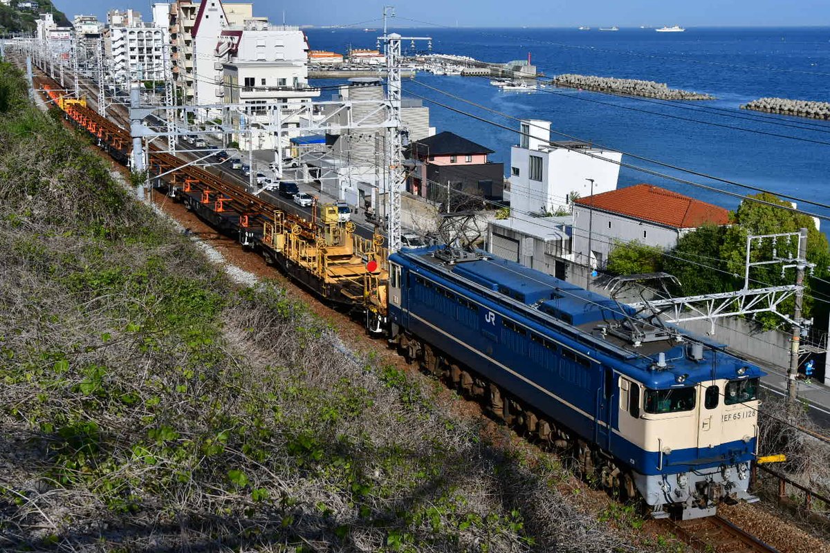 ef662733's tweet photo. 4/18
工8389
糸崎工臨
EF65 1128+ロンチキ12B https://t.co/w1YOjP3aTY