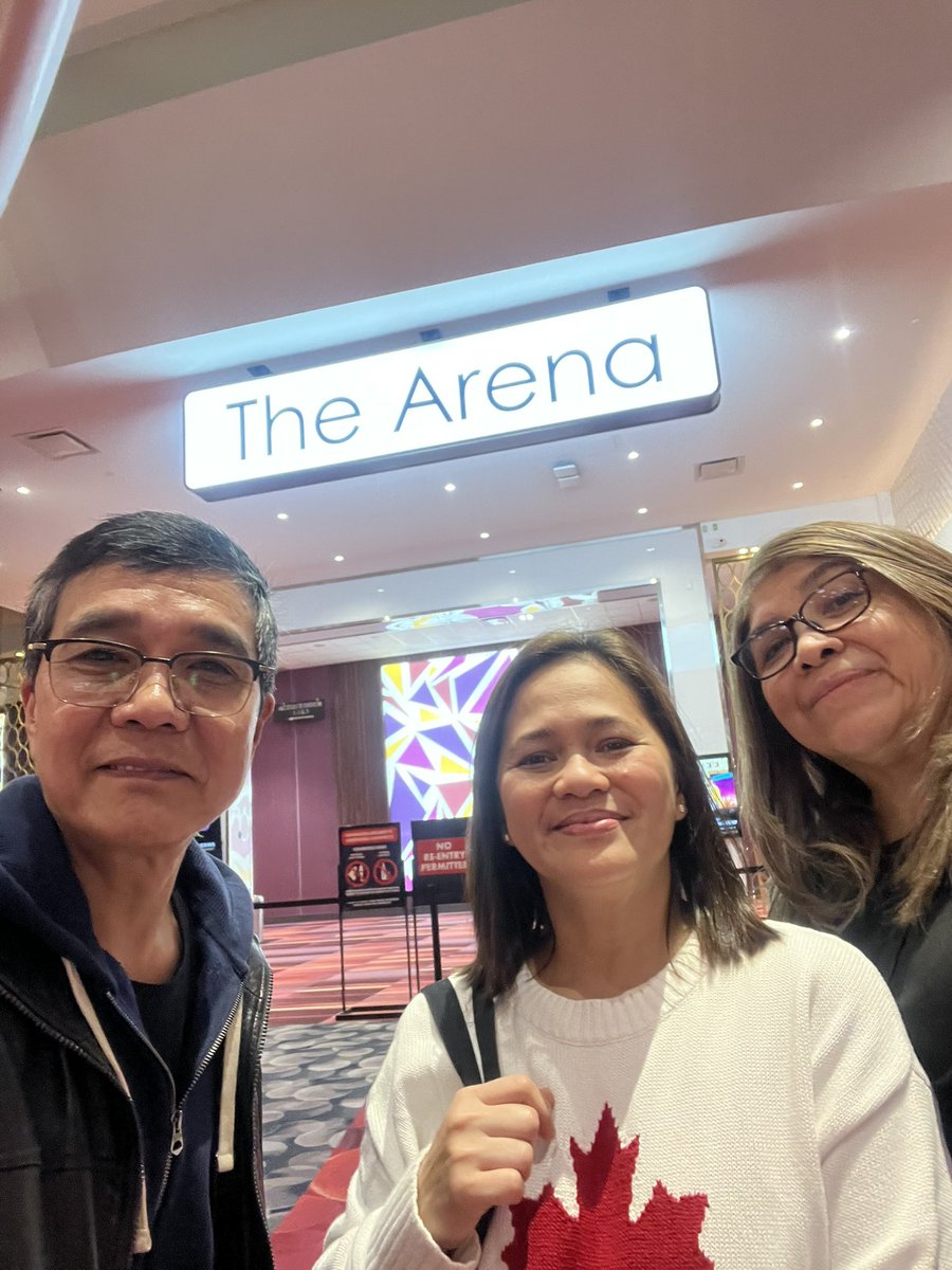 prechut29's tweet photo. 2 weeks pa pero andito na kmi sa Pickering Arena, di namn masyado excited 😜 happiest birthday!! @prinsesachinita 

#KimChiu #HappyBirthdayKimChiu
#KimPauWorldTour https://t.co/tsC3oxJ5QE
